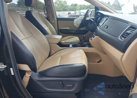 2016 Kia Sedona Ex z USA, uszkodzony, nr VIN KNDMC5C17G6122078